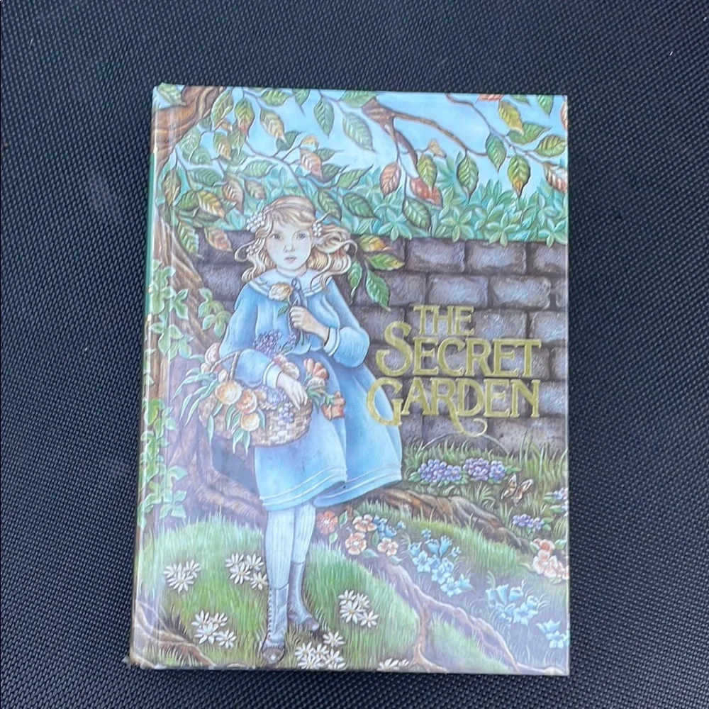 The Secret Garden Hardcover‎ Book